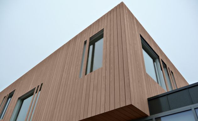 ICA impregnat nowoczesna architektura drewno Accoya