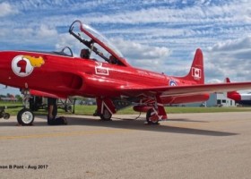 Red Knight – lotnicza legenda Kanady znów żywa