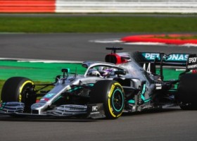Mercedes-AMG Petronas w sezonie 2020 nadal z Axaltą
