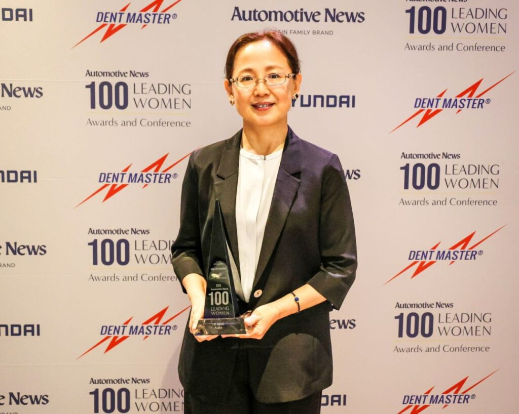 Przedstawicielka jednego z koncernów farbiarskich znalazła się na prestiżowej liście 100 Leading Women in the North American Auto Industry. Doceniono jej dynamiczną działalność na rzecz rozwoju technologii.